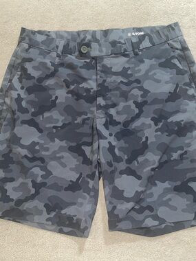 G/Fore Men's Gray Camo Performance Shorts 34. EUC